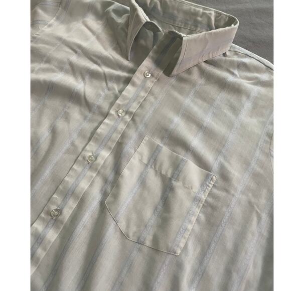 Vtg. Arrow Kent Short Sleeve Button Down - Picture 2 of 8